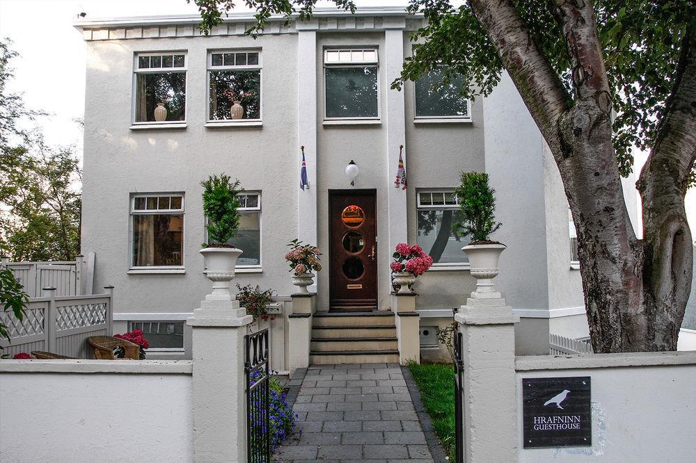Bg4 Guesthouse อาคูเรย์รี ภายนอก รูปภาพ