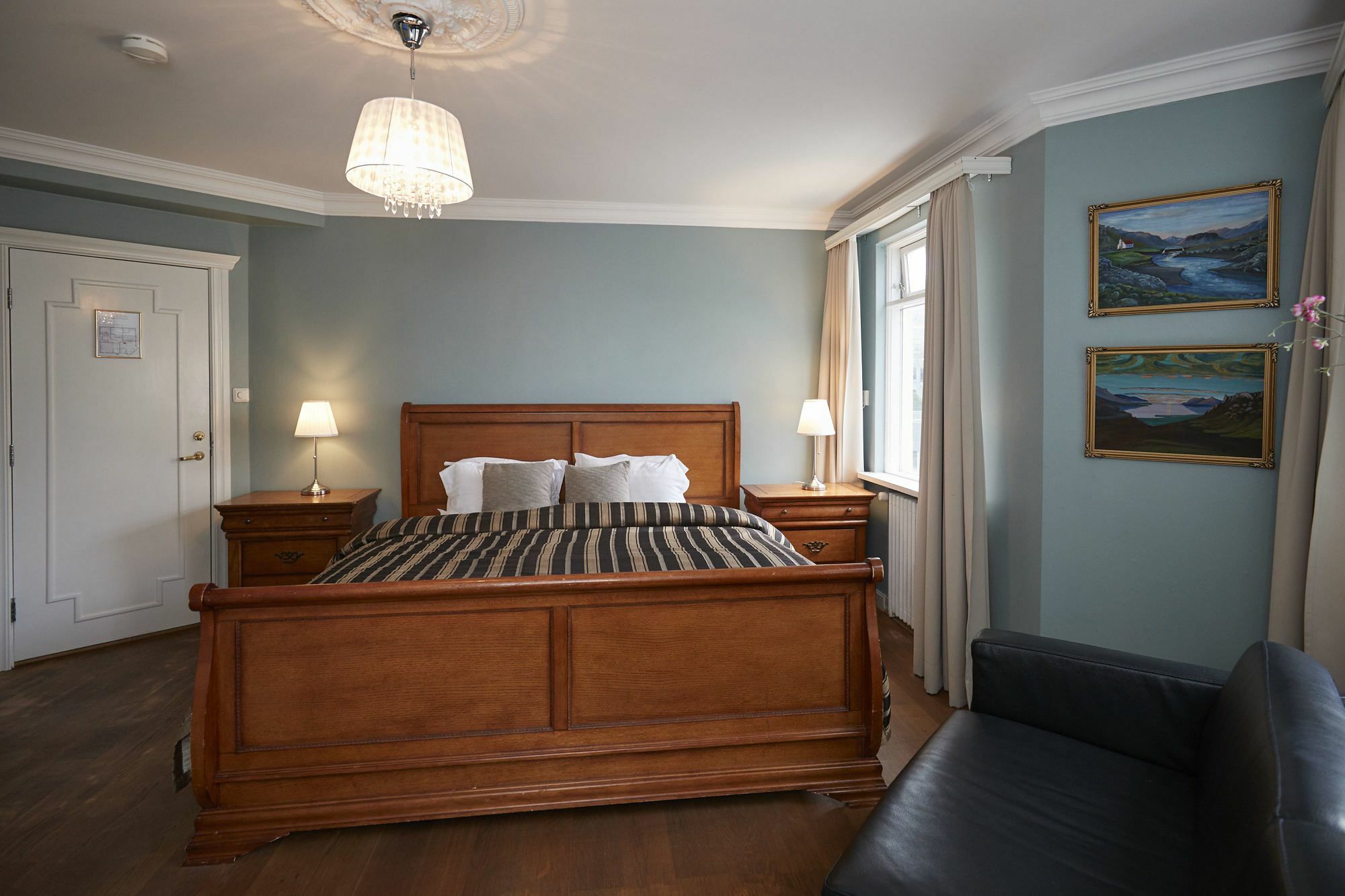 Bg4 Guesthouse อาคูเรย์รี ภายนอก รูปภาพ